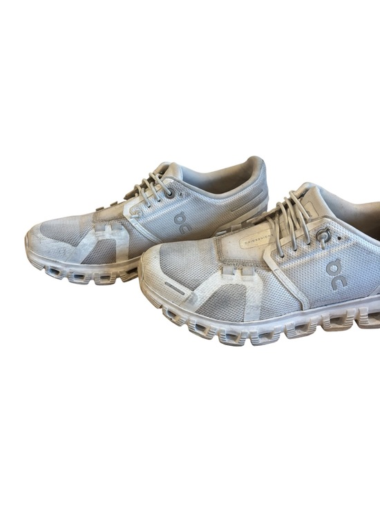 On Running Shoes - On Cloud Women’s Size 6 Athletic Running Shoes - Light Gray/White